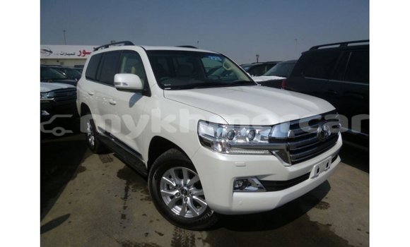 ទិញ នាំចូល Toyota Land Cruiser White ឡាន} ក្នុង Import - Dubai ក្នុង Kampot Province ទិញ នាំចូល Toyota Land Cruiser White ឡាន} ក្នុង Import - Dubai ក្នុង Kampot Province