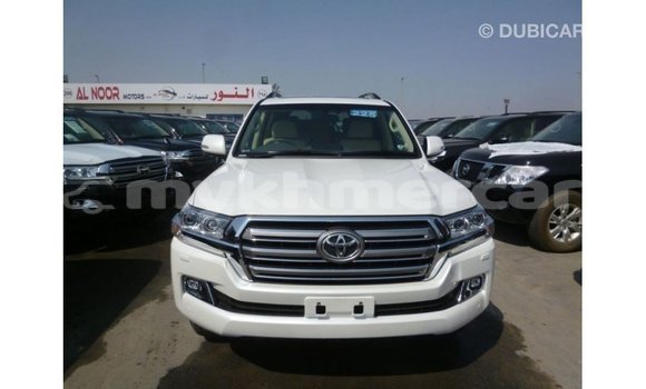 ទិញ នាំចូល Toyota Land Cruiser White ឡាន} ក្នុង Import - Dubai ក្នុង Kampot Province ទិញ នាំចូល Toyota Land Cruiser White ឡាន} ក្នុង Import - Dubai ក្នុង Kampot Province