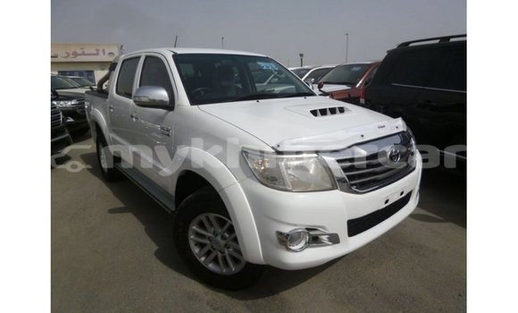 ទិញ នាំចូល Toyota Hilux White ឡាន} ក្នុង Import - Dubai ក្នុង Kampot Province ទិញ នាំចូល Toyota Hilux White ឡាន} ក្នុង Import - Dubai ក្នុង Kampot Province