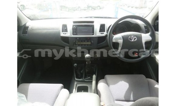 ទិញ នាំចូល Toyota Hilux White ឡាន} ក្នុង Import - Dubai ក្នុង Kampot Province ទិញ នាំចូល Toyota Hilux White ឡាន} ក្នុង Import - Dubai ក្នុង Kampot Province