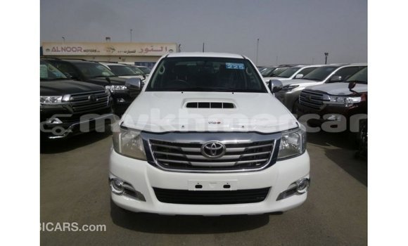 ទិញ នាំចូល Toyota Hilux White ឡាន} ក្នុង Import - Dubai ក្នុង Kampot Province ទិញ នាំចូល Toyota Hilux White ឡាន} ក្នុង Import - Dubai ក្នុង Kampot Province