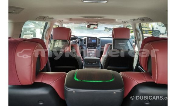 Acheter Import Voiture Toyota Land Cruiser Noir à Import - Dubai, Kampot Province Acheter Import Voiture Toyota Land Cruiser Noir à Import - Dubai, Kampot Province