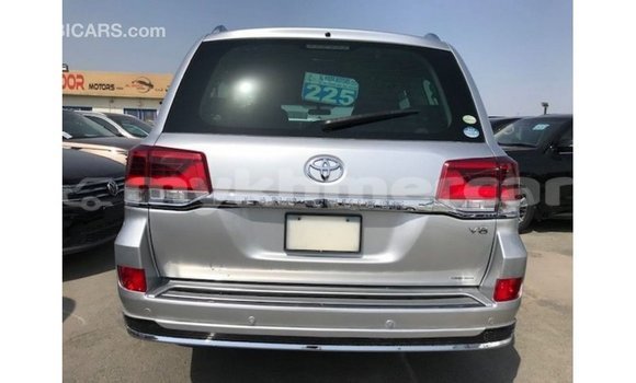 Buy Import Toyota Land Cruiser Other Car in Import - Dubai in Kampot Province Buy Import Toyota Land Cruiser Other Car in Import - Dubai in Kampot Province
