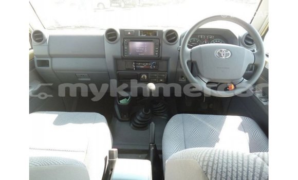 Buy Import Toyota Land Cruiser Beige Car in Import - Dubai in Kampot Province Buy Import Toyota Land Cruiser Beige Car in Import - Dubai in Kampot Province