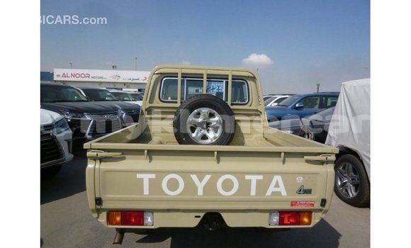 Buy Import Toyota Land Cruiser Beige Car in Import - Dubai in Kampot Province Buy Import Toyota Land Cruiser Beige Car in Import - Dubai in Kampot Province