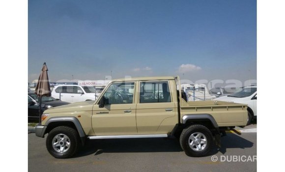 Buy Import Toyota Land Cruiser Beige Car in Import - Dubai in Kampot Province Buy Import Toyota Land Cruiser Beige Car in Import - Dubai in Kampot Province