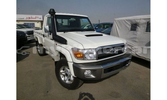 Buy Import Toyota Land Cruiser White Car in Import - Dubai in Kampot Province Buy Import Toyota Land Cruiser White Car in Import - Dubai in Kampot Province