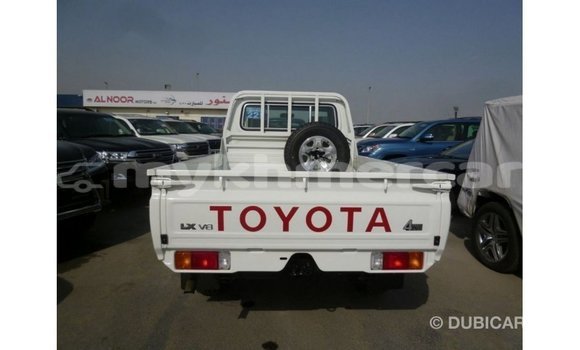 Buy Import Toyota Land Cruiser White Car in Import - Dubai in Kampot Province Buy Import Toyota Land Cruiser White Car in Import - Dubai in Kampot Province