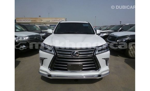 Acheter Import Voiture Lexus LX Blanc à Import - Dubai, Kampot Province Acheter Import Voiture Lexus LX Blanc à Import - Dubai, Kampot Province