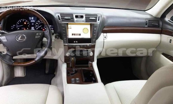 ទិញ នាំចូល Lexus LS Other ឡាន} ក្នុង Import - Dubai ក្នុង Kampot Province ទិញ នាំចូល Lexus LS Other ឡាន} ក្នុង Import - Dubai ក្នុង Kampot Province