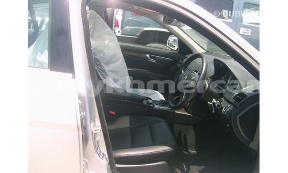 ទិញ នាំចូល Mercedes-Benz 190 (W201) Other ឡាន} ក្នុង Import - Dubai ក្នុង Kampot Province ទិញ នាំចូល Mercedes-Benz 190 (W201) Other ឡាន} ក្នុង Import - Dubai ក្នុង Kampot Province