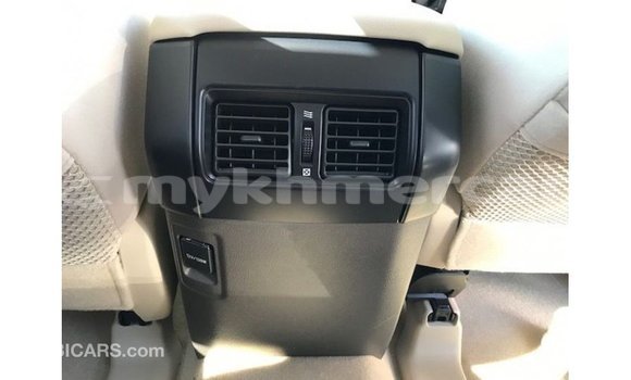 ទិញ នាំចូល Toyota Prado White ឡាន} ក្នុង Import - Dubai ក្នុង Kampot Province ទិញ នាំចូល Toyota Prado White ឡាន} ក្នុង Import - Dubai ក្នុង Kampot Province