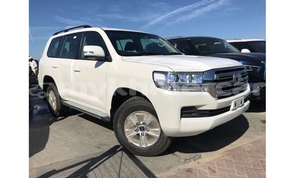 ទិញ នាំចូល Toyota Land Cruiser White ឡាន} ក្នុង Import - Dubai ក្នុង Kampot Province ទិញ នាំចូល Toyota Land Cruiser White ឡាន} ក្នុង Import - Dubai ក្នុង Kampot Province