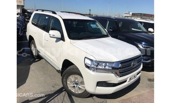 ទិញ នាំចូល Toyota Land Cruiser White ឡាន} ក្នុង Import - Dubai ក្នុង Kampot Province ទិញ នាំចូល Toyota Land Cruiser White ឡាន} ក្នុង Import - Dubai ក្នុង Kampot Province