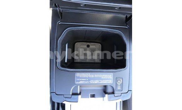 ទិញ នាំចូល Toyota Land Cruiser White ឡាន} ក្នុង Import - Dubai ក្នុង Kampot Province ទិញ នាំចូល Toyota Land Cruiser White ឡាន} ក្នុង Import - Dubai ក្នុង Kampot Province