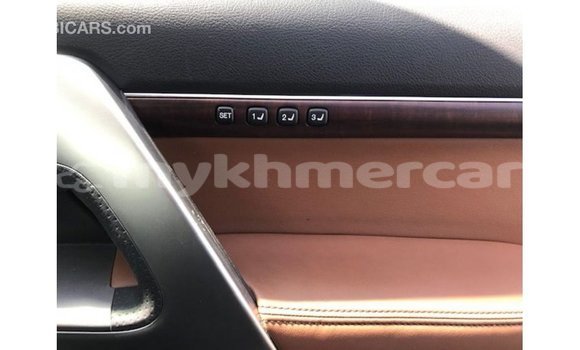 Acheter Import Voiture Toyota Land Cruiser Autre à Import - Dubai, Kampot Province Acheter Import Voiture Toyota Land Cruiser Autre à Import - Dubai, Kampot Province