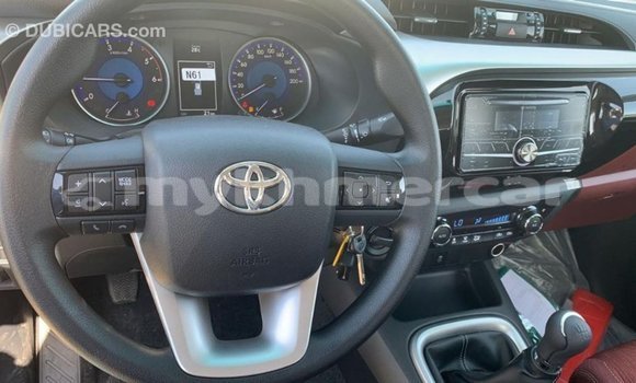 Buy Import Toyota Hilux Other Car in Import - Dubai in Kampot Province Buy Import Toyota Hilux Other Car in Import - Dubai in Kampot Province