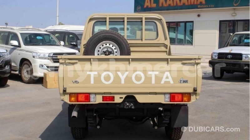 Big with watermark toyota land cruiser kampot province import dubai 3227