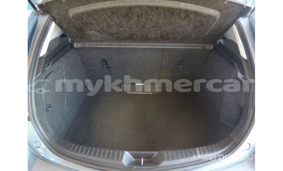 Acheter Import Voiture Mazda 3 Bleu à Import - Dubai, Kampot Province Acheter Import Voiture Mazda 3 Bleu à Import - Dubai, Kampot Province