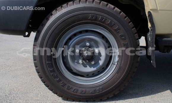 Buy Import Toyota Land Cruiser Beige Car in Import - Dubai in Kampot Province Buy Import Toyota Land Cruiser Beige Car in Import - Dubai in Kampot Province