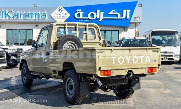 Acheter Import Voiture Toyota Land Cruiser Beige à Import - Dubai, Kampot Province Acheter Import Voiture Toyota Land Cruiser Beige à Import - Dubai, Kampot Province
