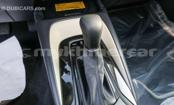 Acheter Import Voiture Toyota Corolla Blanc à Import - Dubai, Kampot Province Acheter Import Voiture Toyota Corolla Blanc à Import - Dubai, Kampot Province