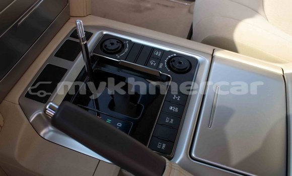 Acheter Import Voiture Toyota Land Cruiser Noir à Import - Dubai, Kampot Province Acheter Import Voiture Toyota Land Cruiser Noir à Import - Dubai, Kampot Province