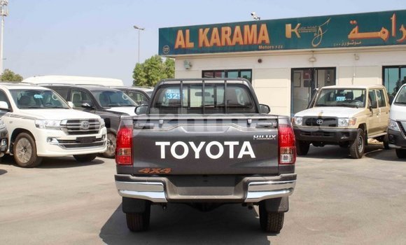 Buy Import Toyota Hilux Other Car in Import - Dubai in Kampot Province Buy Import Toyota Hilux Other Car in Import - Dubai in Kampot Province