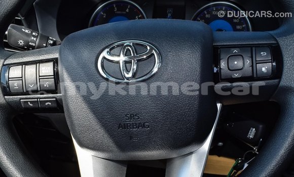 Acheter Import Voiture Toyota Hilux Autre à Import - Dubai, Kampot Province Acheter Import Voiture Toyota Hilux Autre à Import - Dubai, Kampot Province