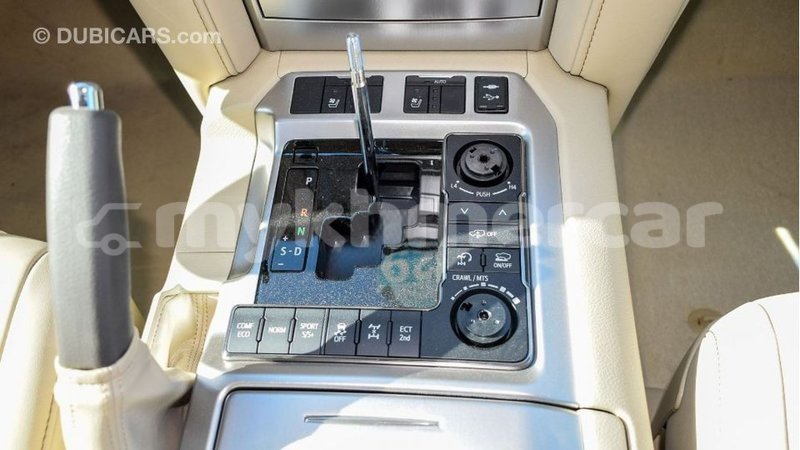 Big with watermark toyota land cruiser kampot province import dubai 3251