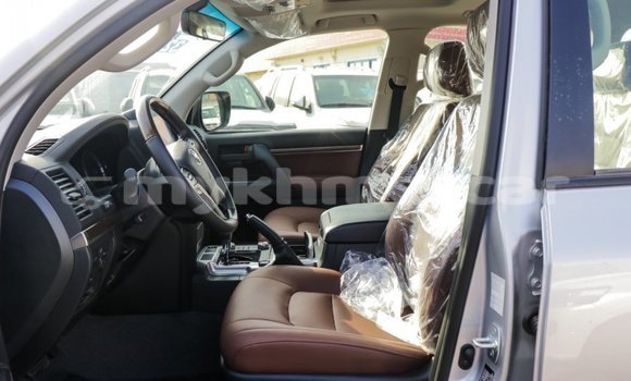 Buy Import Toyota Land Cruiser Other Car in Import - Dubai in Kampot Province Buy Import Toyota Land Cruiser Other Car in Import - Dubai in Kampot Province