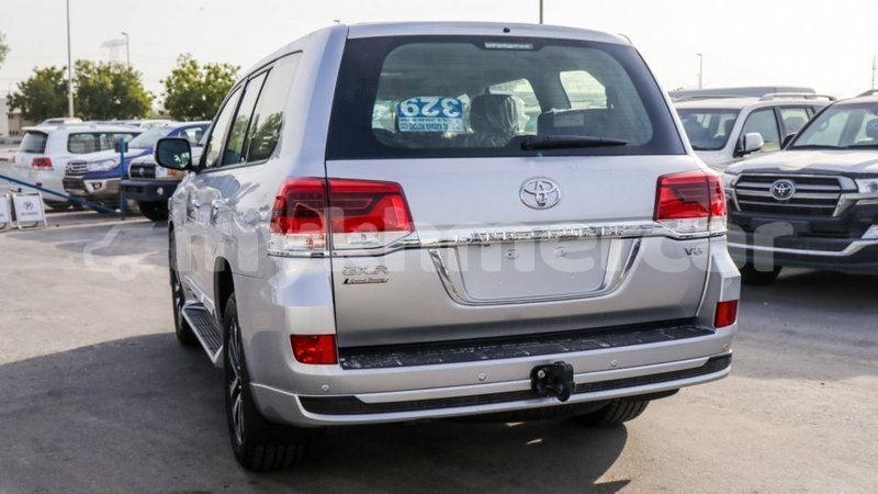 Big with watermark toyota land cruiser kampot province import dubai 3257