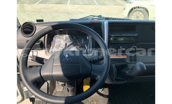 Acheter Import Utilitaire Mitsubishi L400 Blanc à Import - Dubai, Kampot Province Acheter Import Utilitaire Mitsubishi L400 Blanc à Import - Dubai, Kampot Province