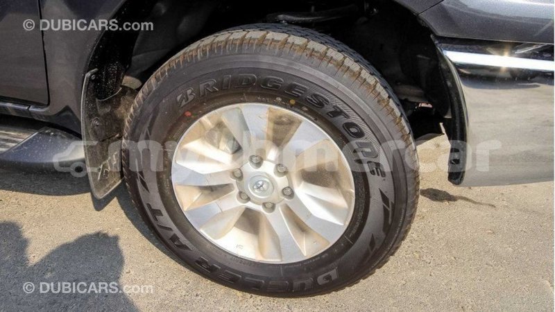 Big with watermark toyota hilux kampot province import dubai 3272