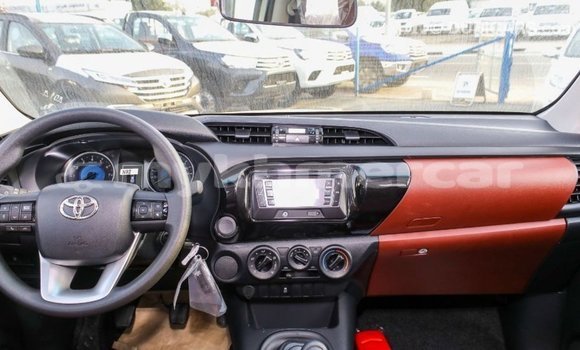 Buy Import Toyota Hilux White Car in Import - Dubai in Kampot Province Buy Import Toyota Hilux White Car in Import - Dubai in Kampot Province