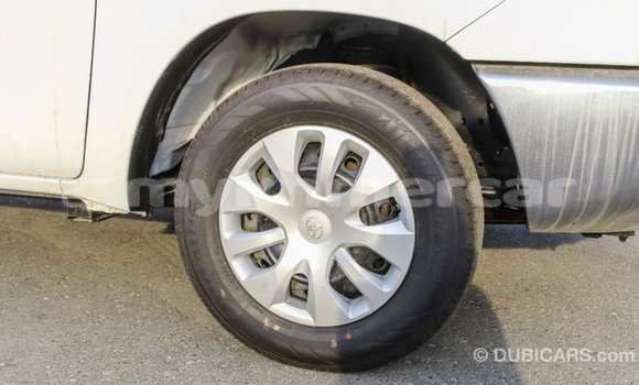 Buy Import Toyota Hilux White Car in Import - Dubai in Kampot Province Buy Import Toyota Hilux White Car in Import - Dubai in Kampot Province