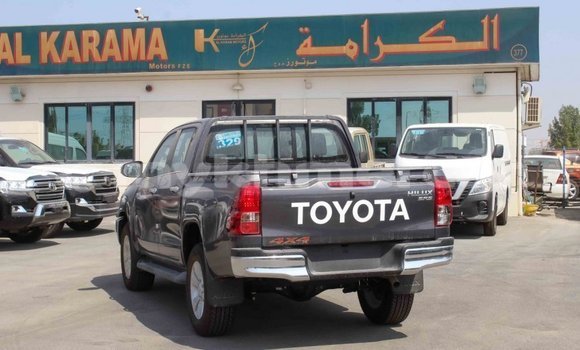 Acheter Import Voiture Toyota Hilux Autre à Import - Dubai, Kampot Province Acheter Import Voiture Toyota Hilux Autre à Import - Dubai, Kampot Province