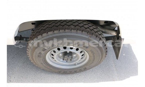 Buy Import Toyota Land Cruiser White Car in Import - Dubai in Kampot Province Buy Import Toyota Land Cruiser White Car in Import - Dubai in Kampot Province