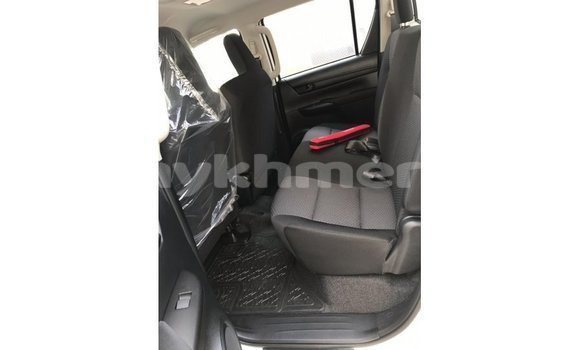 Buy Import Toyota Hilux White Car in Import - Dubai in Kampot Province Buy Import Toyota Hilux White Car in Import - Dubai in Kampot Province