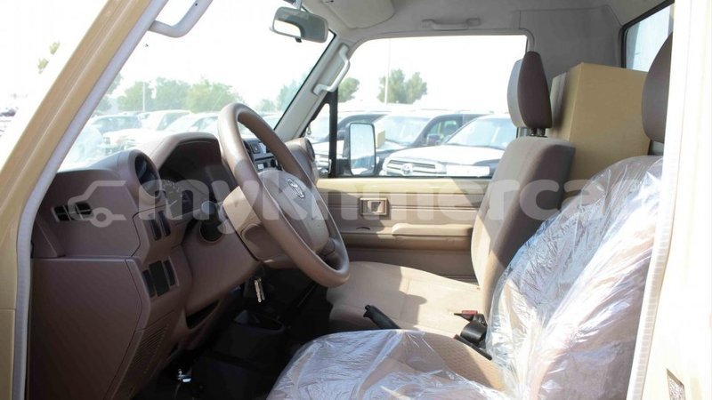 Big with watermark toyota land cruiser kampot province import dubai 3297