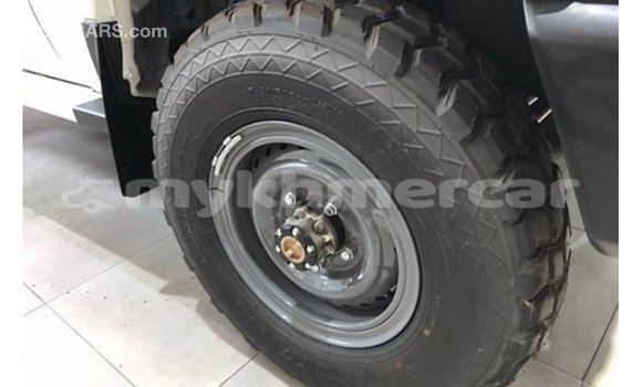 ទិញ នាំចូល Toyota Land Cruiser White ឡាន} ក្នុង Import - Dubai ក្នុង Kampot Province ទិញ នាំចូល Toyota Land Cruiser White ឡាន} ក្នុង Import - Dubai ក្នុង Kampot Province