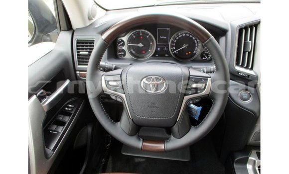 Buy Import Toyota Land Cruiser Black Car in Import - Dubai in Kampot Province Buy Import Toyota Land Cruiser Black Car in Import - Dubai in Kampot Province