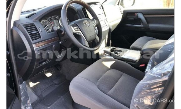 Buy Import Toyota Land Cruiser Black Car in Import - Dubai in Kampot Province Buy Import Toyota Land Cruiser Black Car in Import - Dubai in Kampot Province