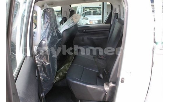 Buy Import Toyota Hilux White Car in Import - Dubai in Kampot Province Buy Import Toyota Hilux White Car in Import - Dubai in Kampot Province
