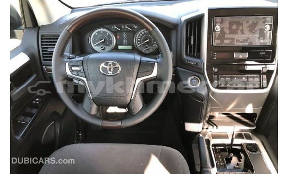 Buy Import Toyota Land Cruiser Black Car in Import - Dubai in Kampot Province Buy Import Toyota Land Cruiser Black Car in Import - Dubai in Kampot Province