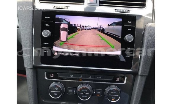 Buy Import Volkswagen Golf White Car in Import - Dubai in Kampot Province Buy Import Volkswagen Golf White Car in Import - Dubai in Kampot Province