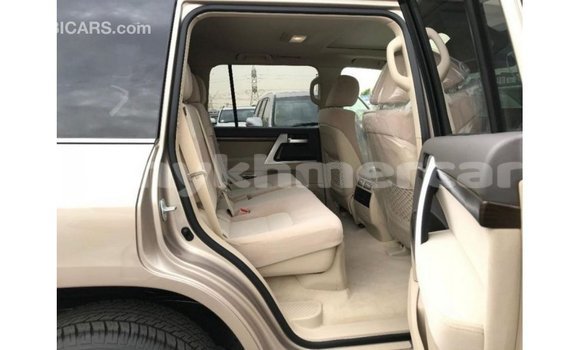 ទិញ នាំចូល Toyota Land Cruiser Other ឡាន} ក្នុង Import - Dubai ក្នុង Kampot Province ទិញ នាំចូល Toyota Land Cruiser Other ឡាន} ក្នុង Import - Dubai ក្នុង Kampot Province