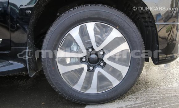 Acheter Import Voiture Toyota Land Cruiser Noir à Import - Dubai, Kampot Province Acheter Import Voiture Toyota Land Cruiser Noir à Import - Dubai, Kampot Province