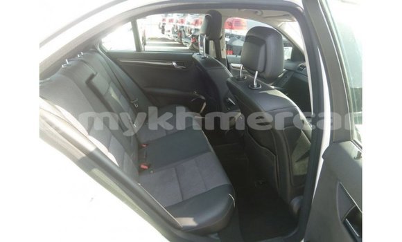 ទិញ នាំចូល Mercedes-Benz 200 White ឡាន} ក្នុង Import - Dubai ក្នុង Kampot Province ទិញ នាំចូល Mercedes-Benz 200 White ឡាន} ក្នុង Import - Dubai ក្នុង Kampot Province