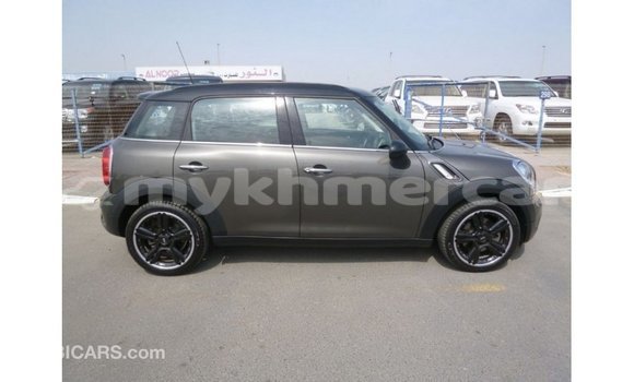 Acheter Import Voiture Mini Cooper Marron à Import - Dubai, Kampot Province Acheter Import Voiture Mini Cooper Marron à Import - Dubai, Kampot Province